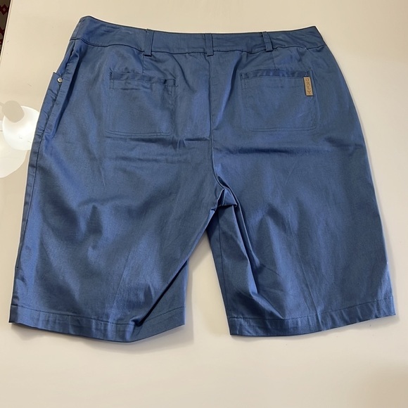 ORLY Blue Golf Shorts NWT - Picture 2 of 12
